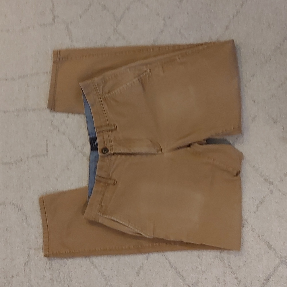 Gap Khakis